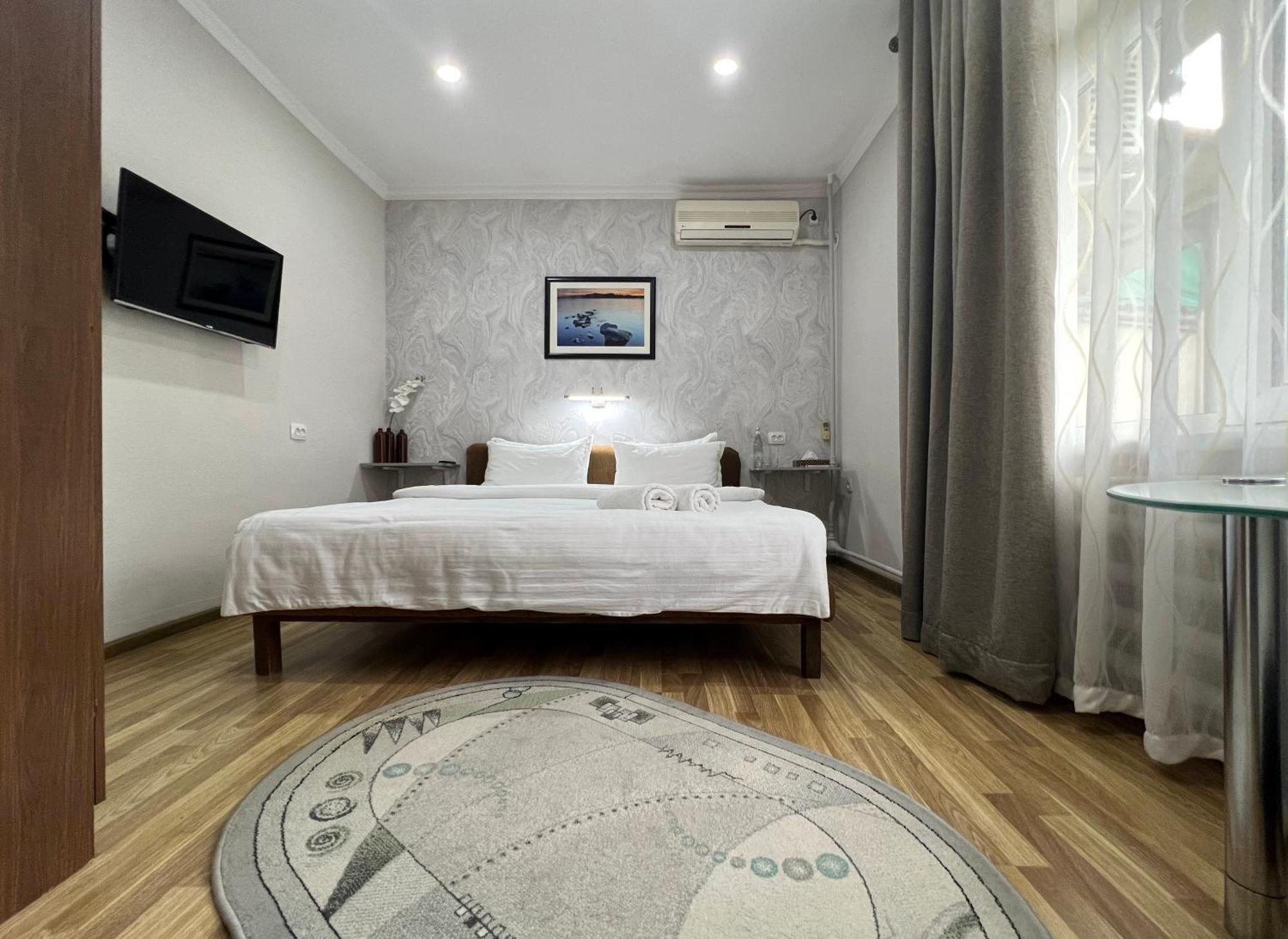 Frodo Hotel Tashkent Exterior photo